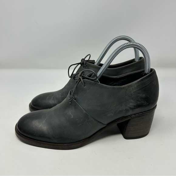 Del Carlo Dark Gray Heeled Oxford Style Round Toe Loafer Size 38.5 (US Size 8.5) - Picture 6 of 12